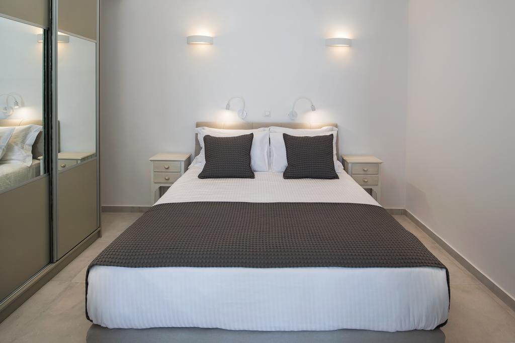 Altemar Suites Fira  Bagian luar foto